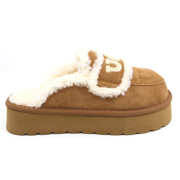 UGG ムートン プラットフォーム スリッパ