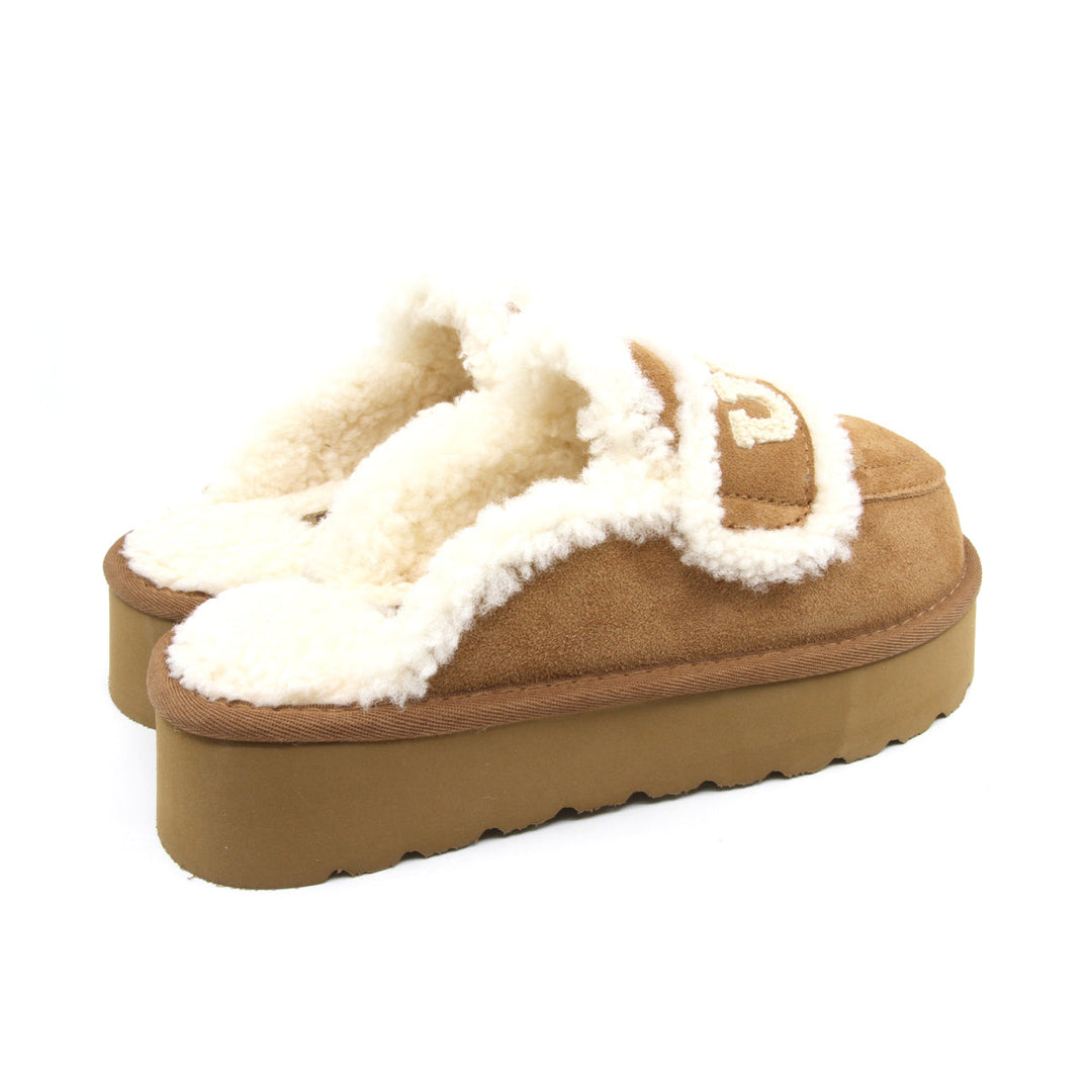 UGG ムートン プラットフォーム スリッパ